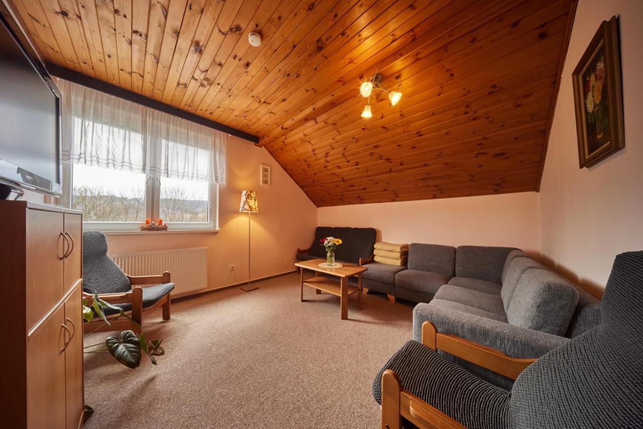 Apartman Svoboda Svoboda nad Upou Bagian luar foto